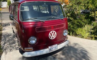 Vw-bus-1970-red-2