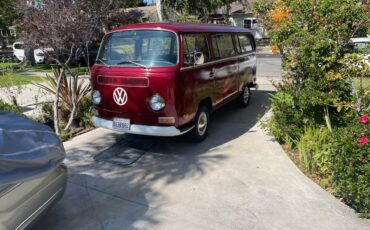 Vw-bus-1970-red