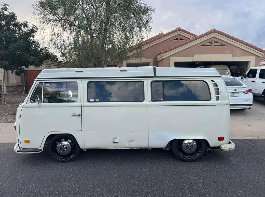 Vw-bus-1971-white-4
