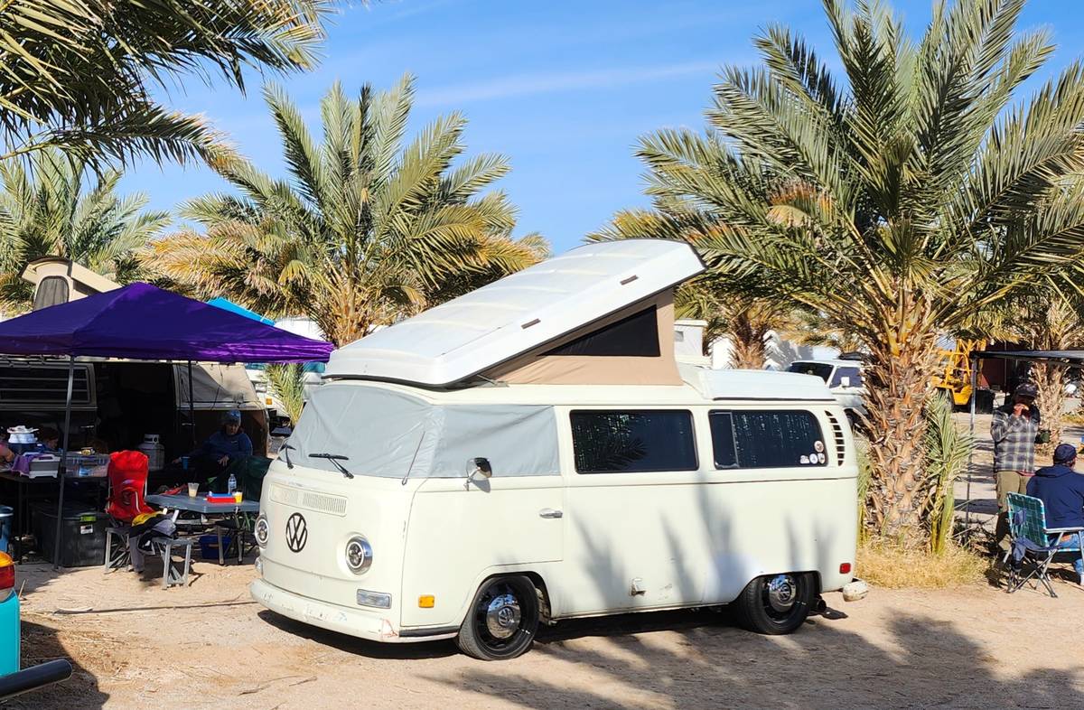 Vw-bus-1971-white-5
