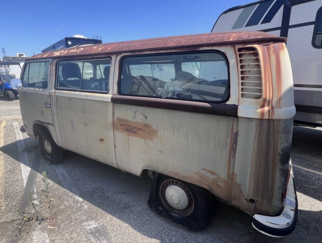 Vw-bus-1978-brown-2