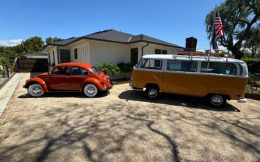 Vw-bus-and-beetle-1971-orange