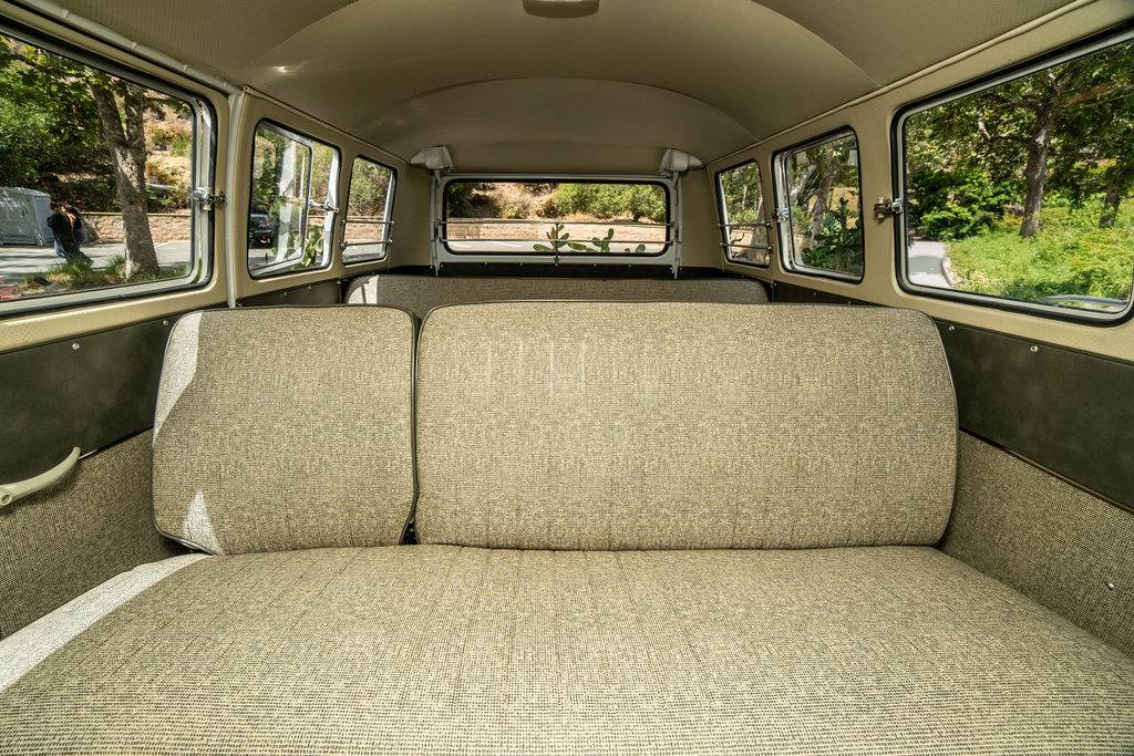 Vw-bus-type-ii-1964-11