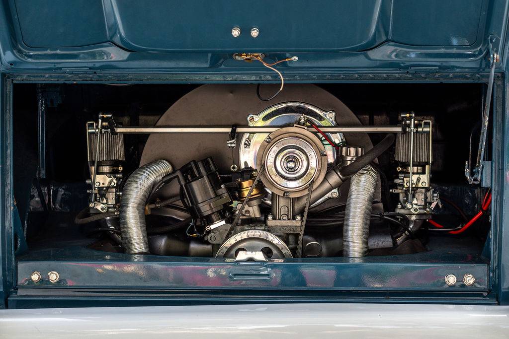 Vw-bus-type-ii-1964-17