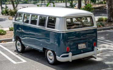 Vw-bus-type-ii-1964-3
