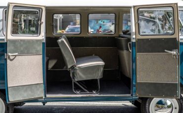 Vw-bus-type-ii-1964-4