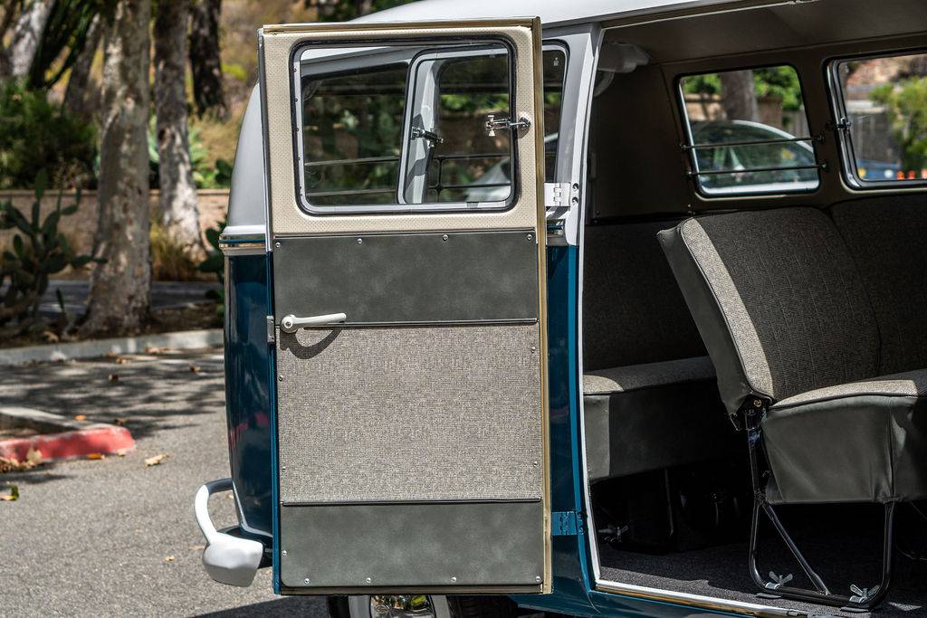 Vw-bus-type-ii-1964-6