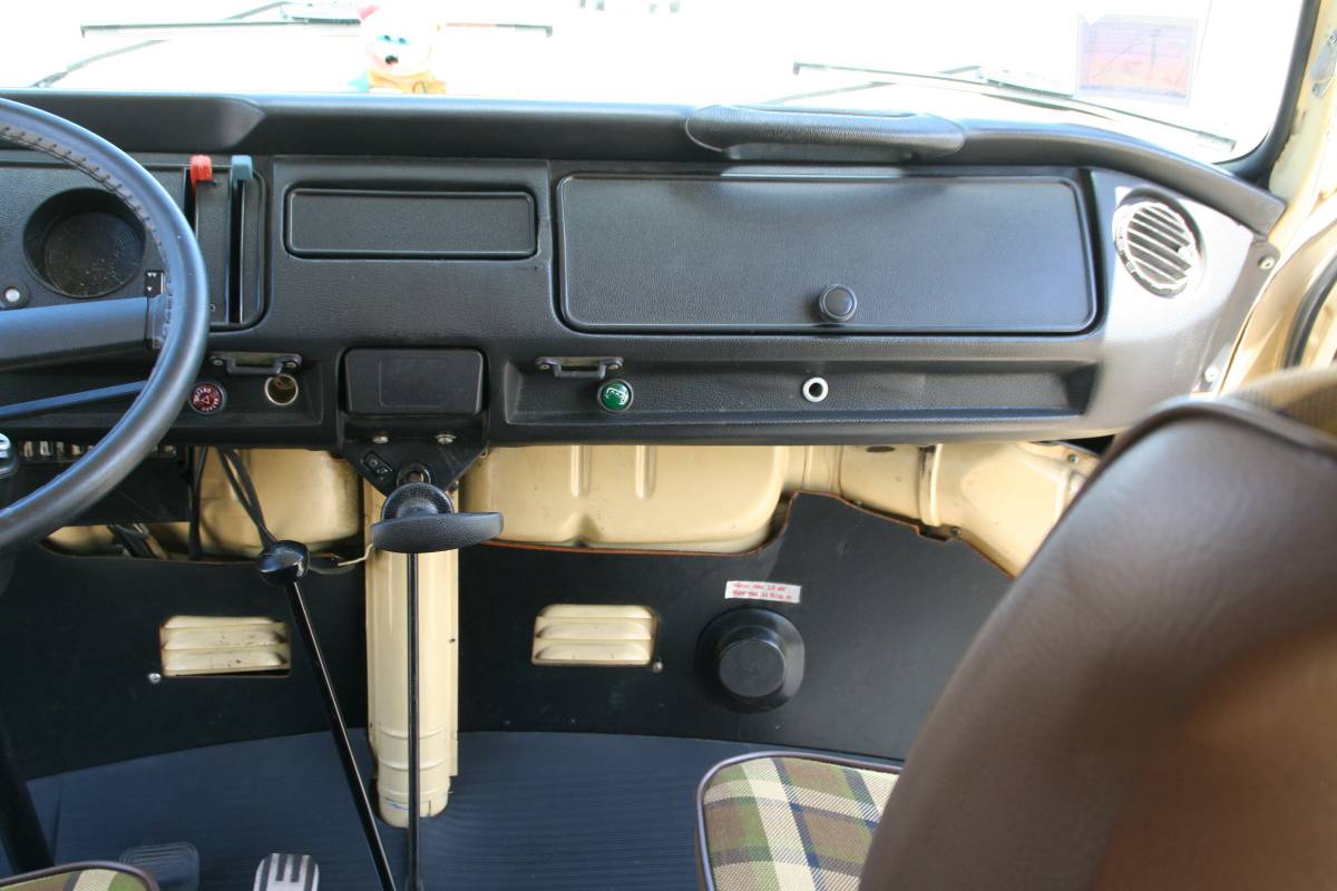 Vw-bus-westfalia-1978-brown-3