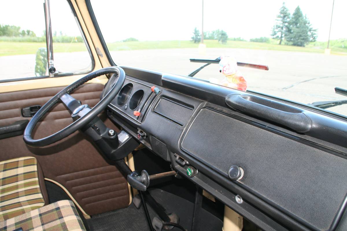 Vw-bus-westfalia-1978-brown-4