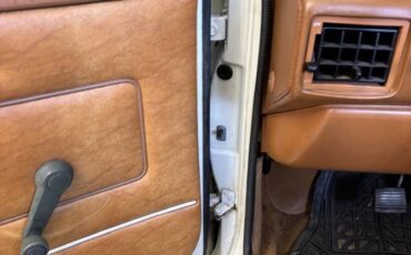 Vw-caddy-vw-rabbit-pick-up-1981-white-16