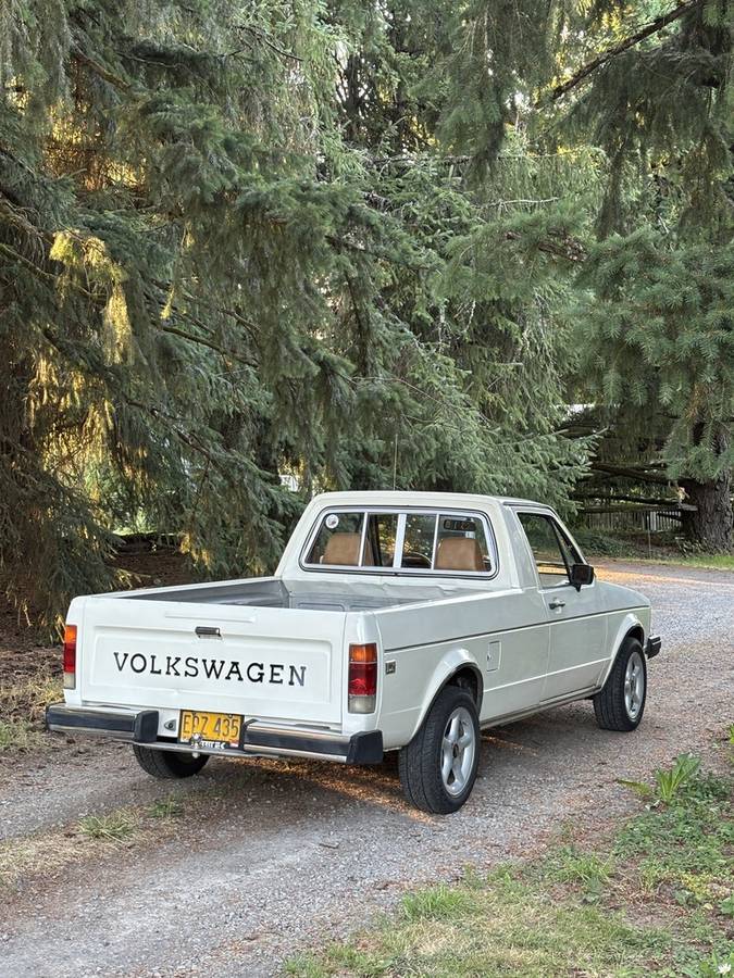 Vw-caddy-vw-rabbit-pick-up-1981-white-2
