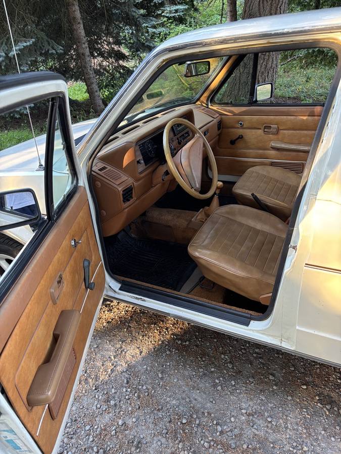 Vw-caddy-vw-rabbit-pick-up-1981-white-3