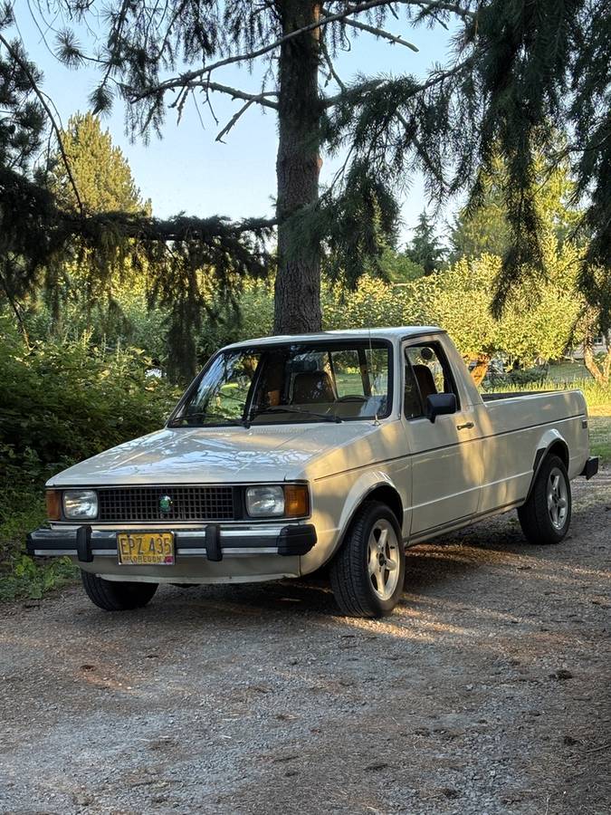 Vw-caddy-vw-rabbit-pick-up-1981-white