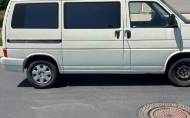 Vw-eurovan-1993-white-2