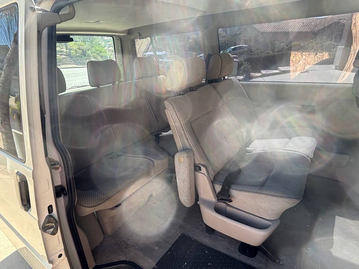 Vw-eurovan-1993-white-5