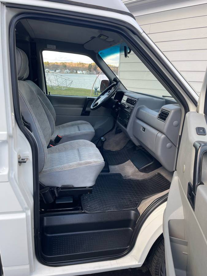 Vw-eurovan-1995-white-5