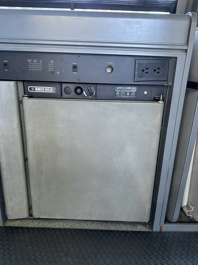 Vw-eurovan-camper-1995-white-2