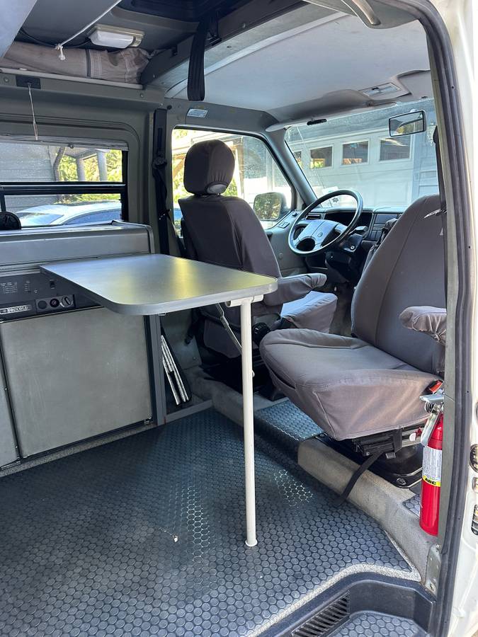 Vw-eurovan-camper-1995-white-20