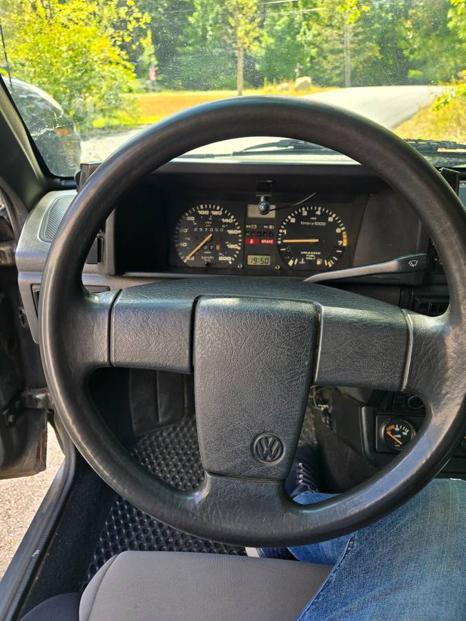 Vw-fox-1988-grey-8