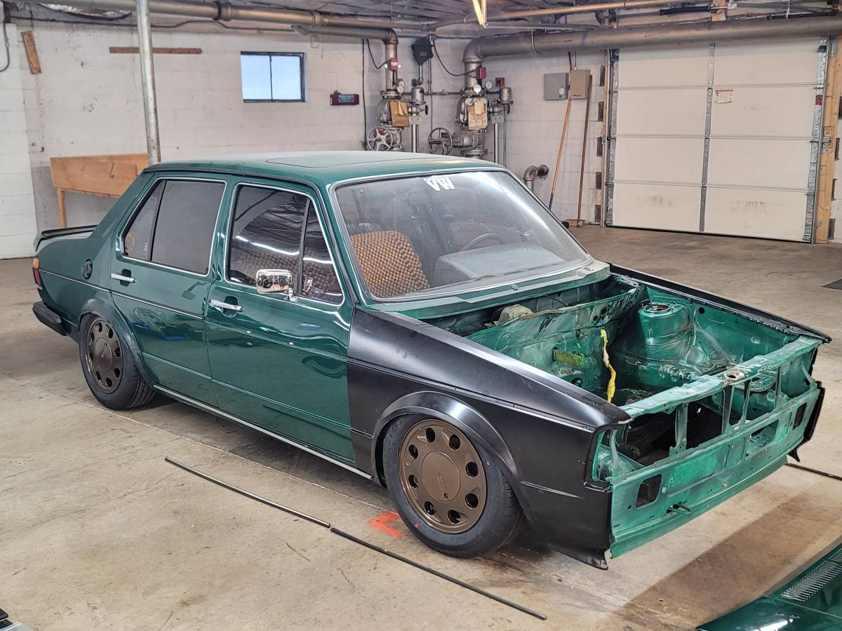Vw-jetta-1983-green-8
