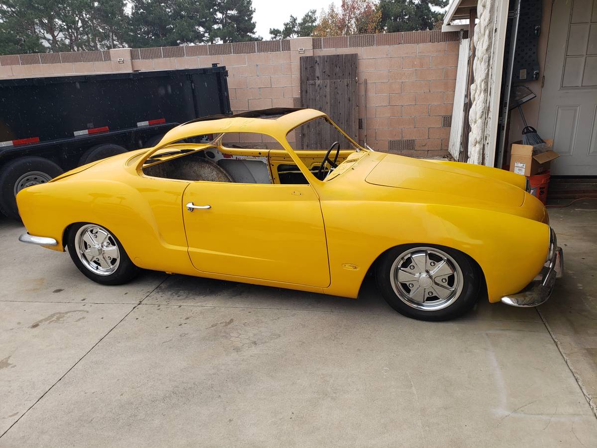 Vw-karmann-ghia-1962-yellow