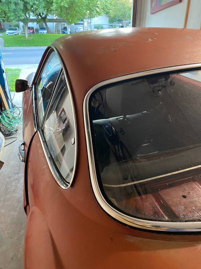 Vw-karmann-ghia-1968-red-5
