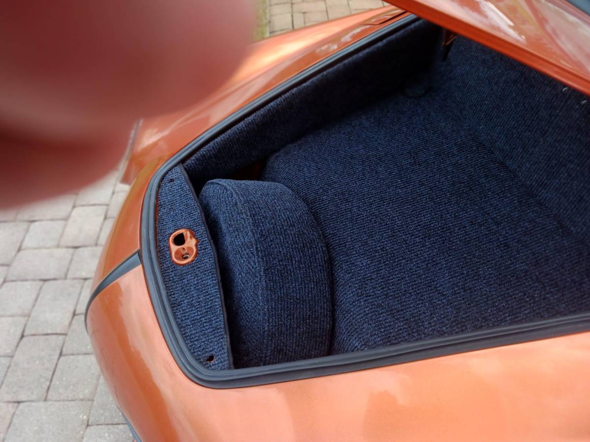 Vw-karmann-ghia-1970-orange-3