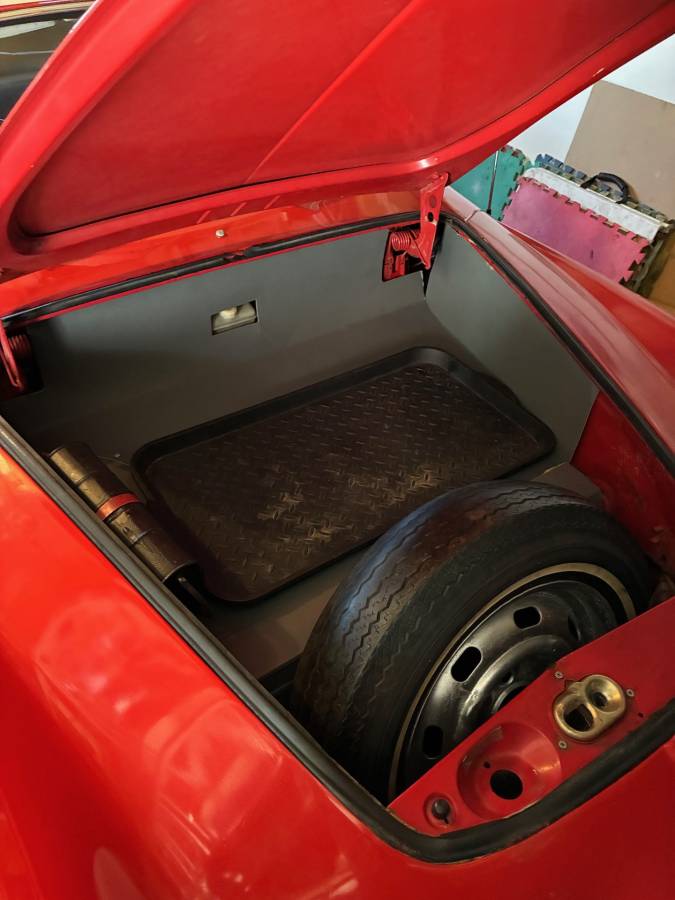Vw-karmann-ghia-1971-red-9