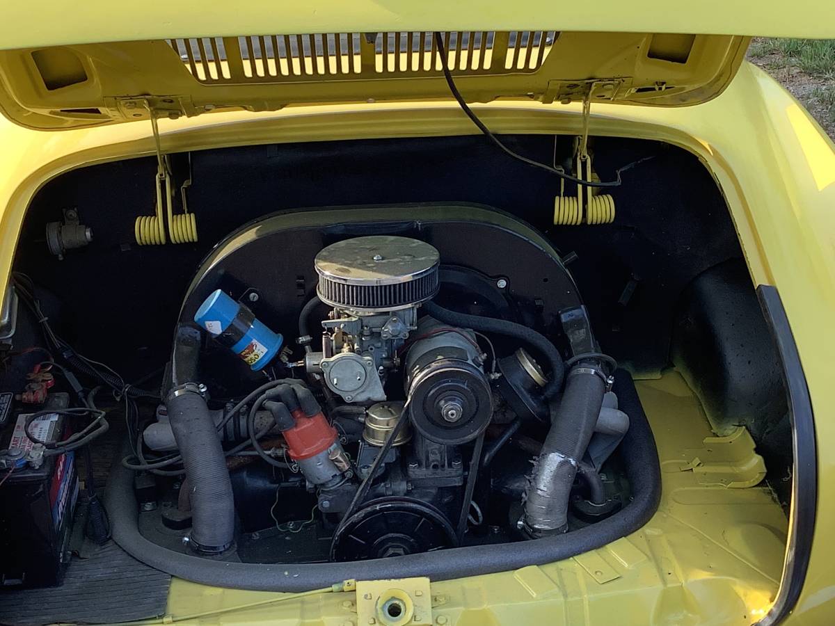 Vw-karmann-ghia-convertible-1971-yellow-4
