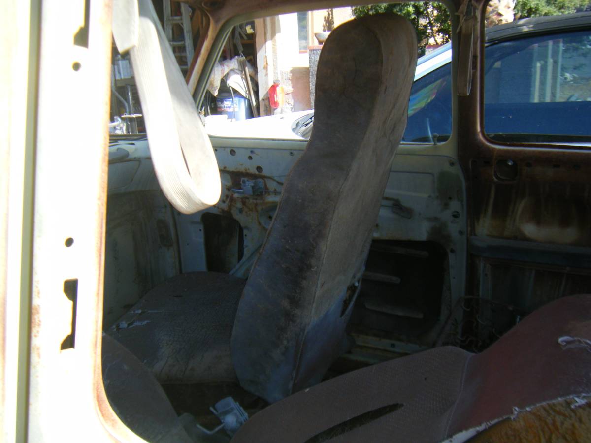 Vw-square-back-1968-15