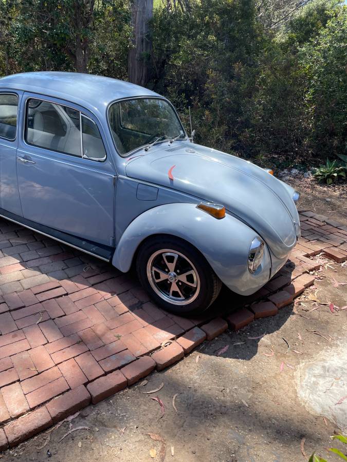 Vw-super-beetle-1972-grey-1