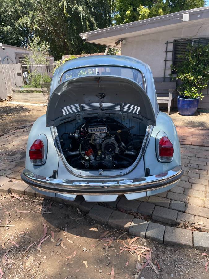Vw-super-beetle-1972-grey-2