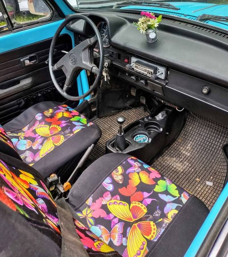 Vw-super-beetle-1973-blue-8