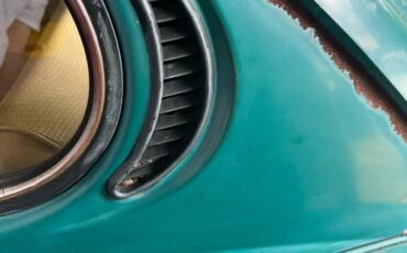 Vw-super-beetle-1974-green-17