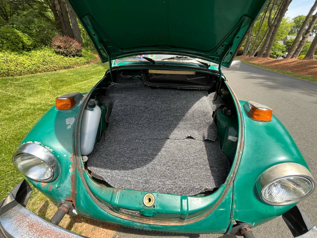 Vw-super-beetle-1974-green-2