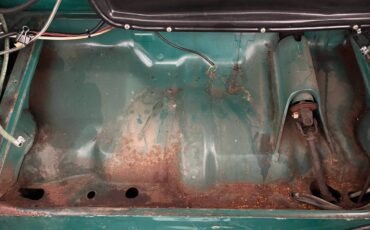 Vw-super-beetle-1974-green-22