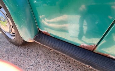 Vw-super-beetle-1974-green-4