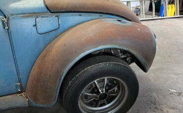 Vw-super-beetle-1978-green-5