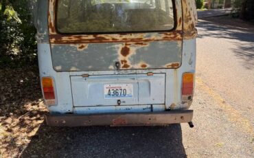 Vw-transporter-1975-blue-1