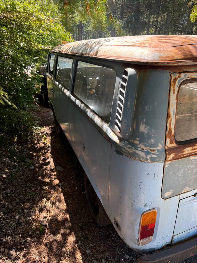 Vw-transporter-1975-blue-2