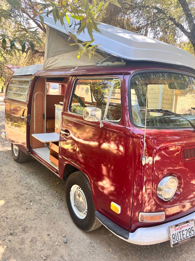 Vw-type-2-camper-1971-red-1