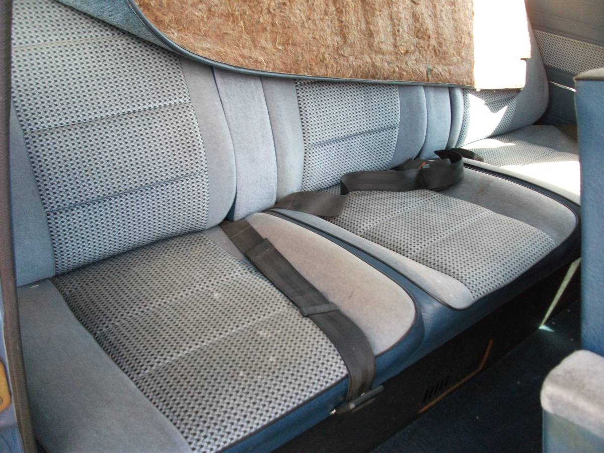 Vw-van-1983-blue-7