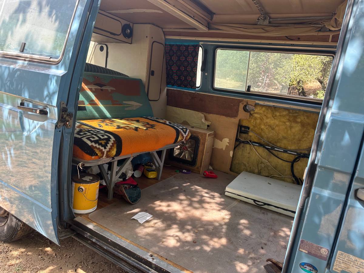 Vw-vanagon-1982-10