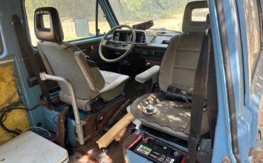 Vw-vanagon-1982-9