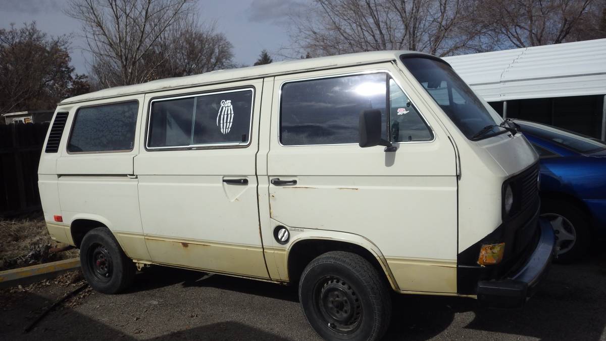 Vw-vanagon-1983-brown-1