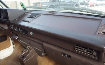 Vw-vanagon-1983-brown-8
