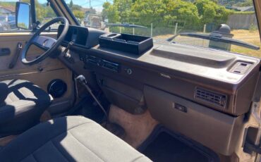 Vw-vanagon-1986-16
