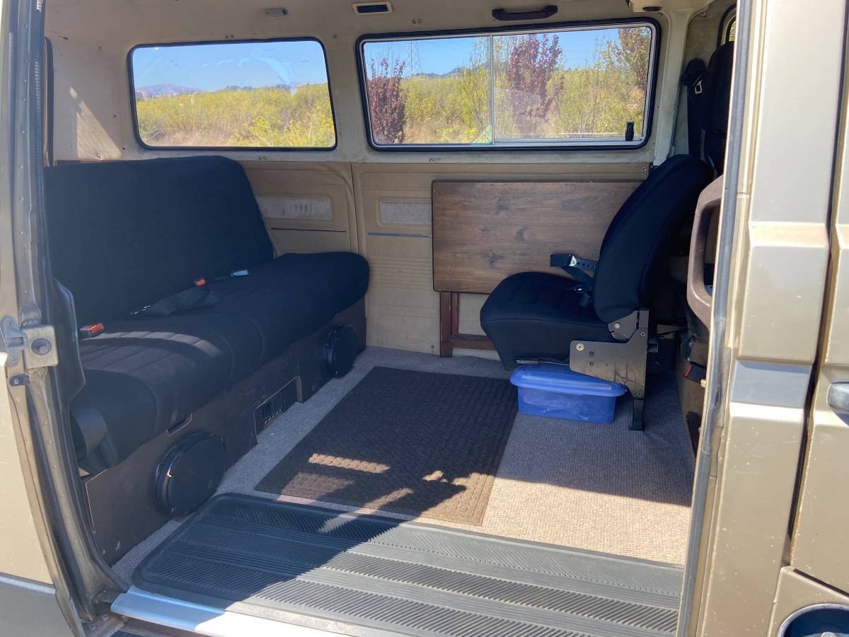 Vw-vanagon-1986-20
