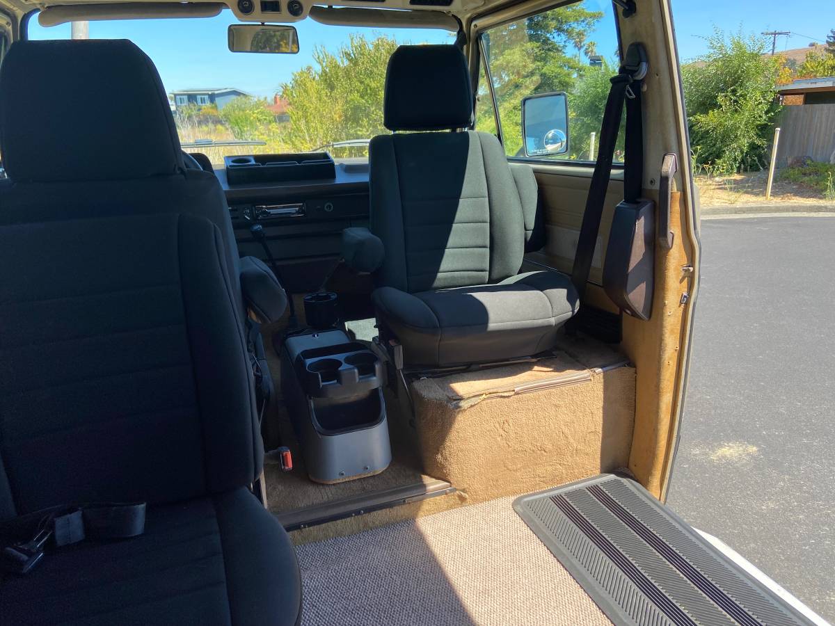 Vw-vanagon-1986-9