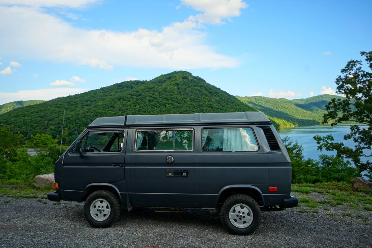 Vw-vanagon-1987-grey-1